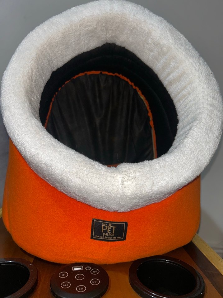 Renkli Turuncu Kedi Yatağı - Görsel 4