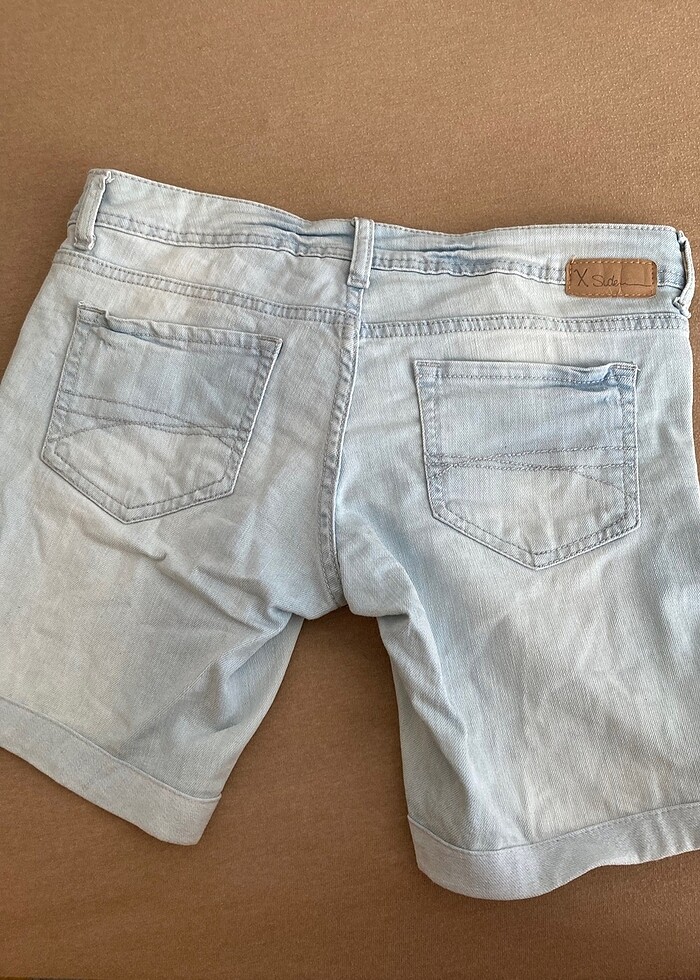 Kısa kot pantolon - Görsel 2