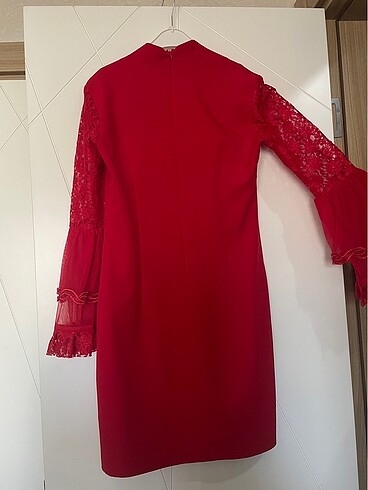 40 Beden Red mini dress