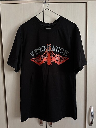 SİYAH T SHIRT