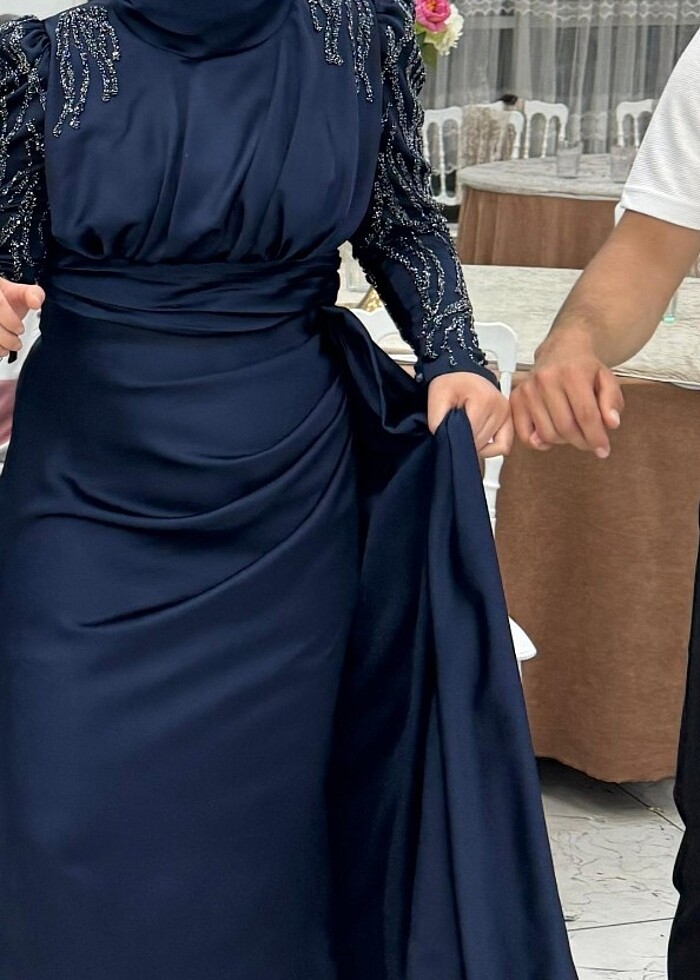 Lacivert tesettür abiye - Görsel 2