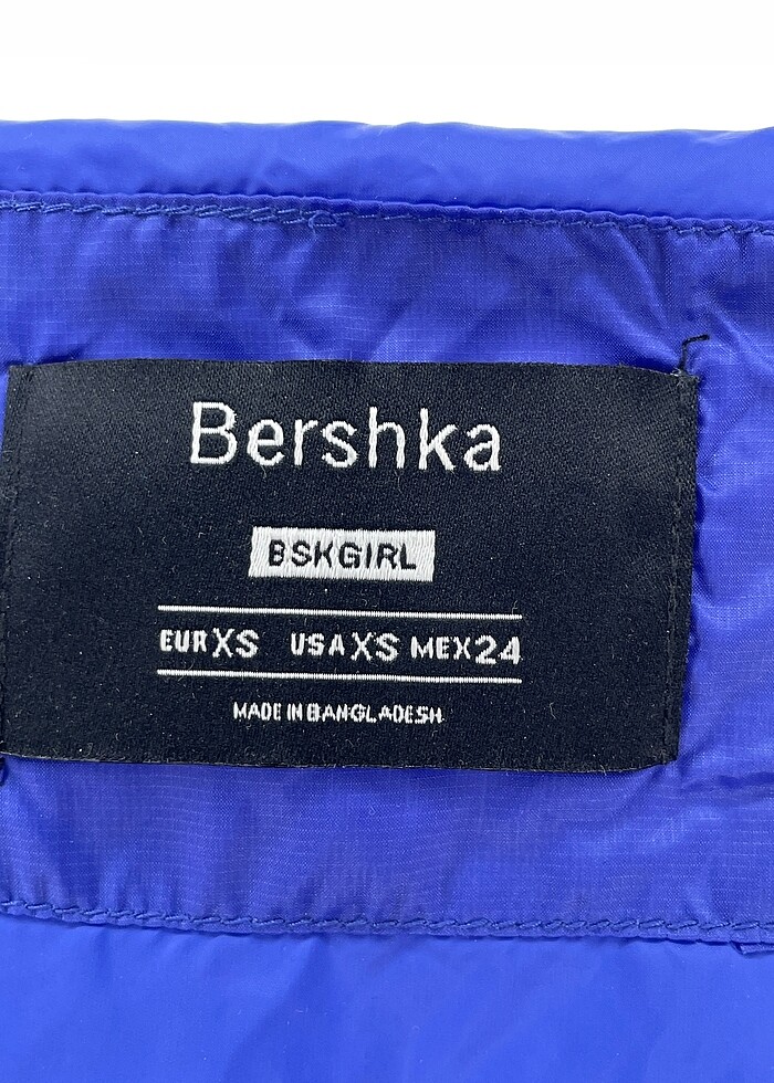 Bershka Yağmurluk %70 İndirimli. - Görsel 4