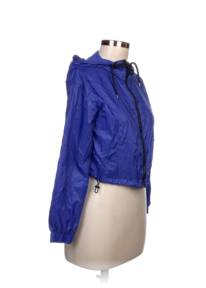 Bershka Yağmurluk %70 İndirimli. - Görsel 2