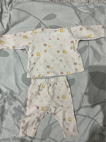 ZARA BEBEK ALT ÜST TAKIM