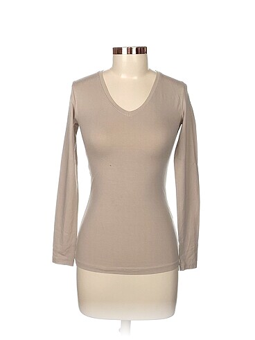 Diğer T-shirt %70 İndirimli.