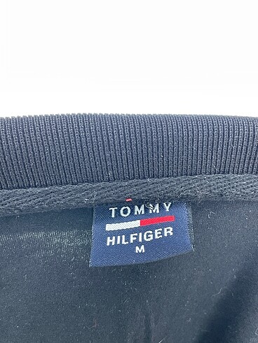 m Beden siyah Renk Tommy Hilfiger T-shirt %70 İndirimli.