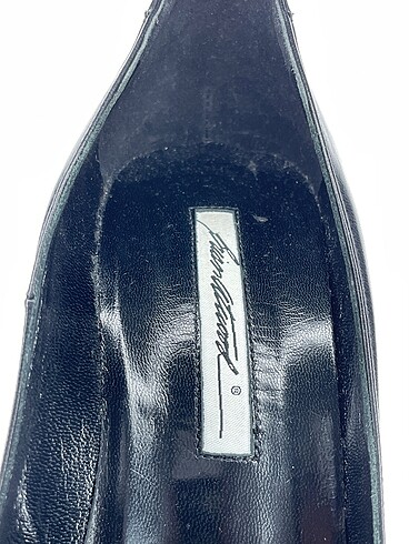 39 Beden siyah Renk Brian Atwood Stiletto %70 İndirimli.