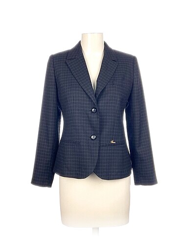 Diğer Blazer %70 İndirimli.