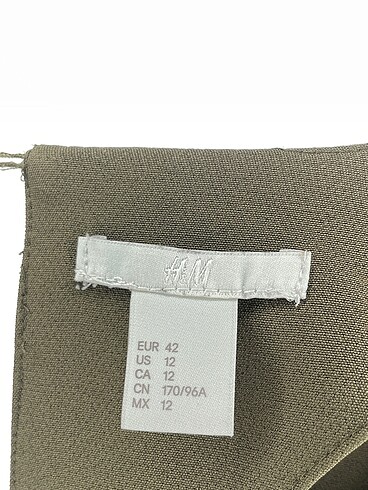 42 Beden yeşil Renk H&M Kısa Elbise %70 İndirimli.