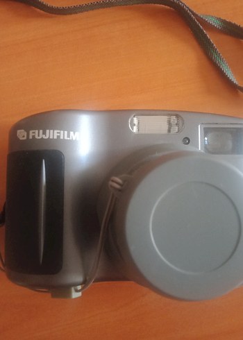 Bej ve Gri Fujifilm Film Kamerası AYRANCILAR -İZMİR - Görsel 2