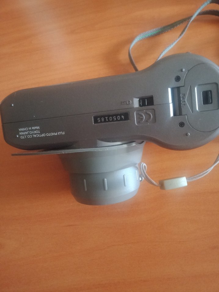 Bej ve Gri Fujifilm Film Kamerası AYRANCILAR -İZMİR - Görsel 3