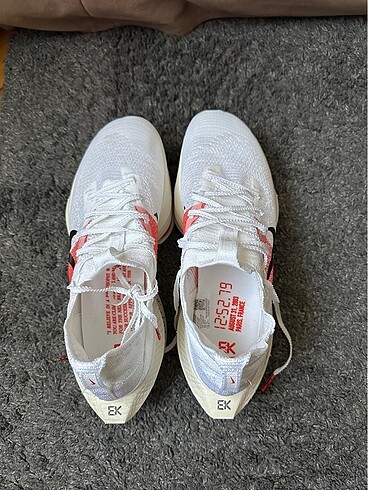 42.5 Beden Nike Pegasus plus koşu ayakkabısı