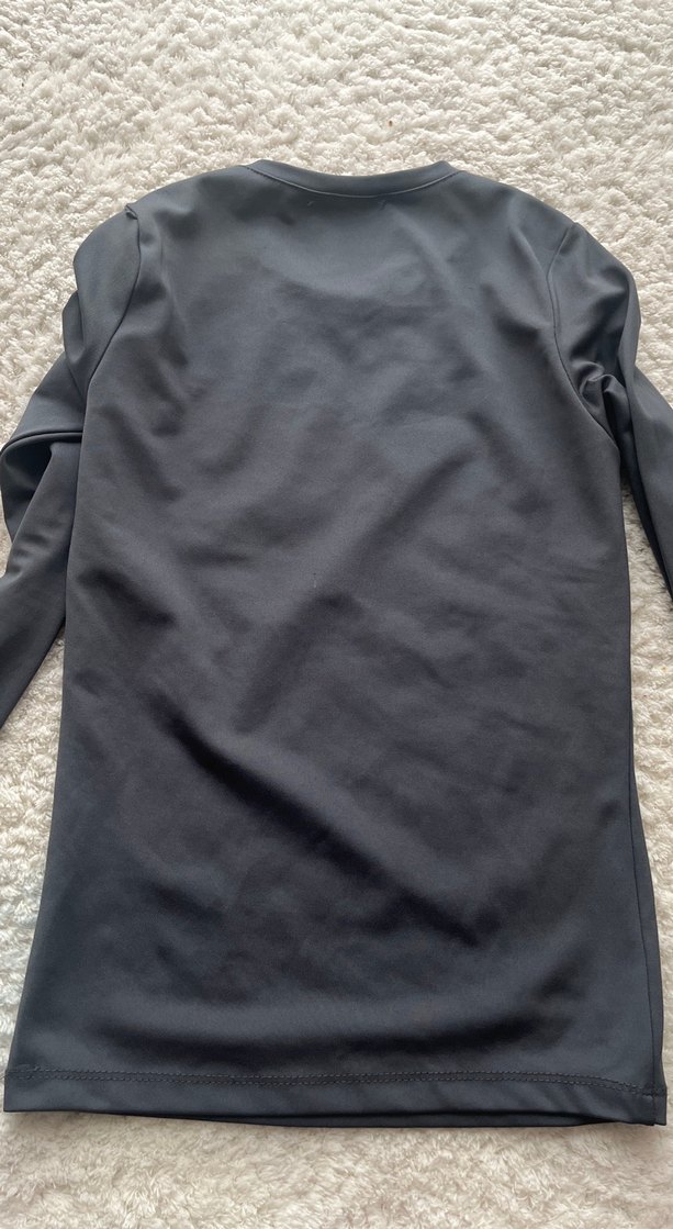 Gri Uzun Kollu Dar Kesim Kadın Tişört - Görsel 5