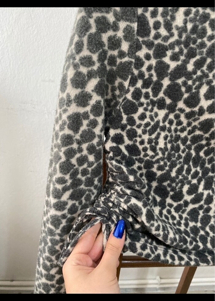 Leopar desenli bluz - Görsel 2