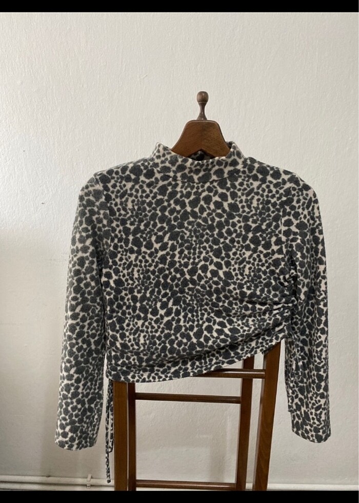 Leopar desenli bluz - Görsel 3