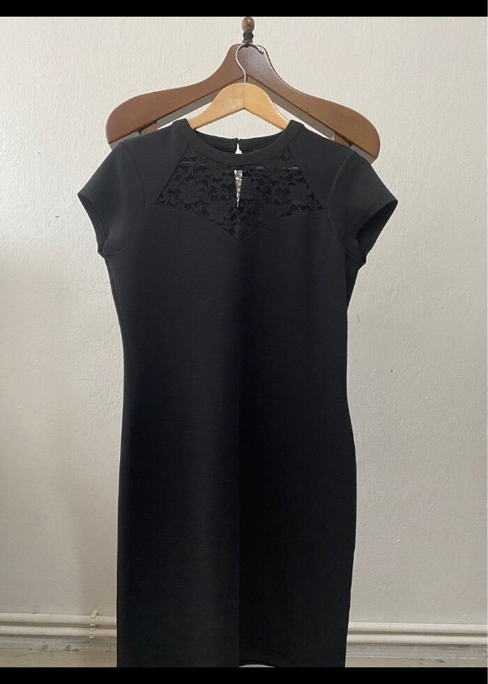 Siyah dantel elbise - Görsel 2