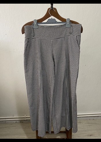 Düğmeli Siyah Kumaş Kadın Pantolon - Görsel 3