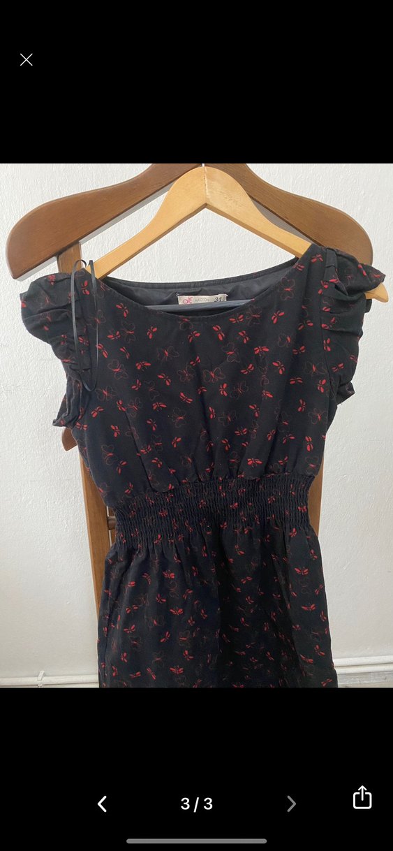 Siyah V Yaka Fırfırlı Midi Elbise - Görsel 3