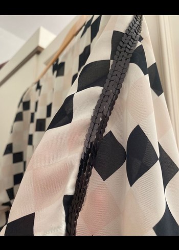 Kare Desenli, Salaş Kesim Kadın Bluz - Görsel 3