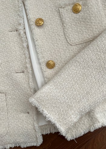 Düğmeli Beyaz Kadın Kısa Yün Ceket - Görsel 3