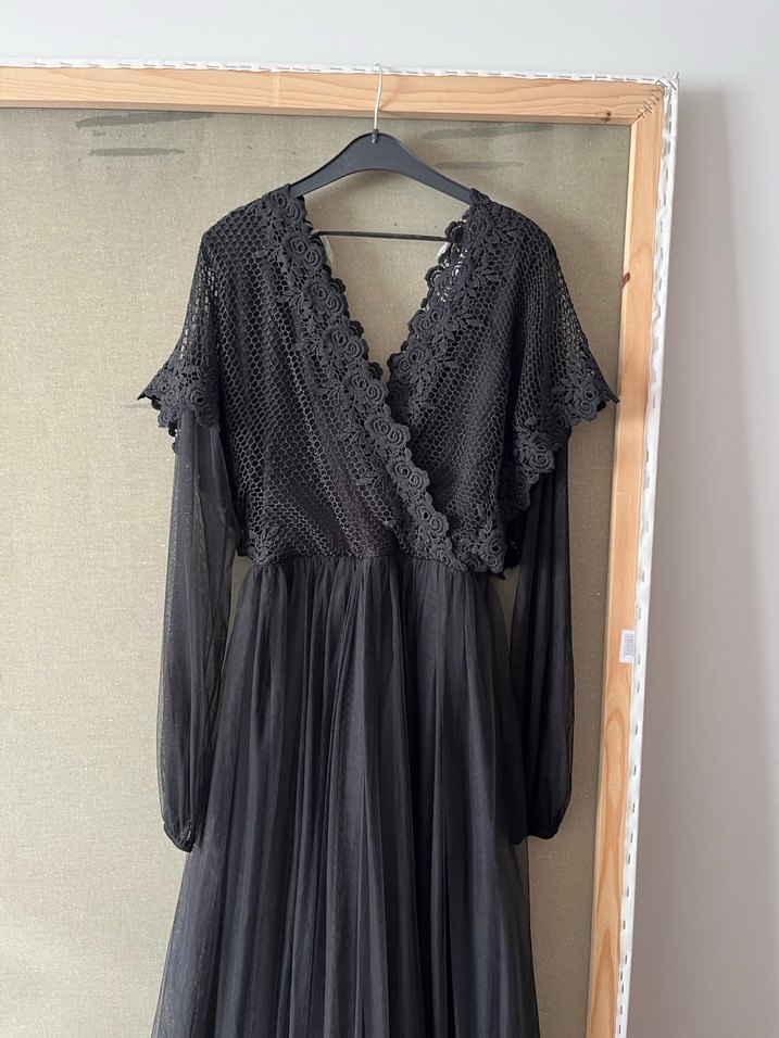 Siyah V Yaka Uzun Kollu Uzun Elbise - Görsel 2