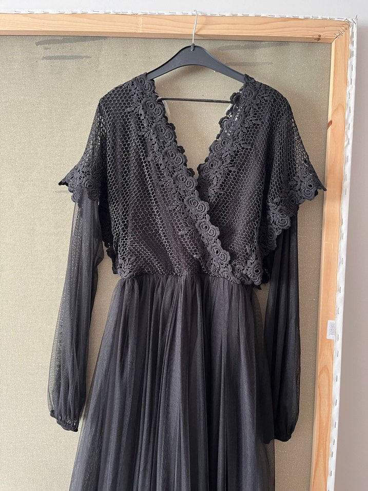 Siyah V Yaka Uzun Kollu Uzun Elbise - Görsel 4