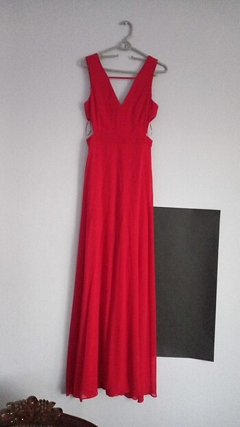  Uzun kırmızı elbise trendyol (son fiyat 250tl)