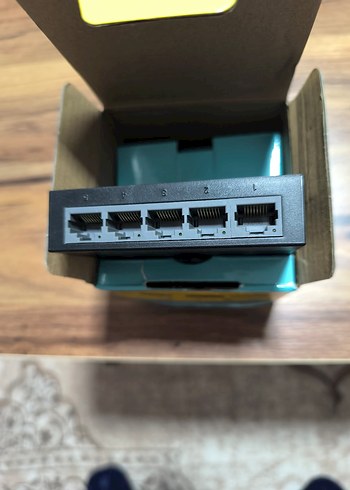 Sarı TP-Link eternet çoklayıcı - Görsel 3