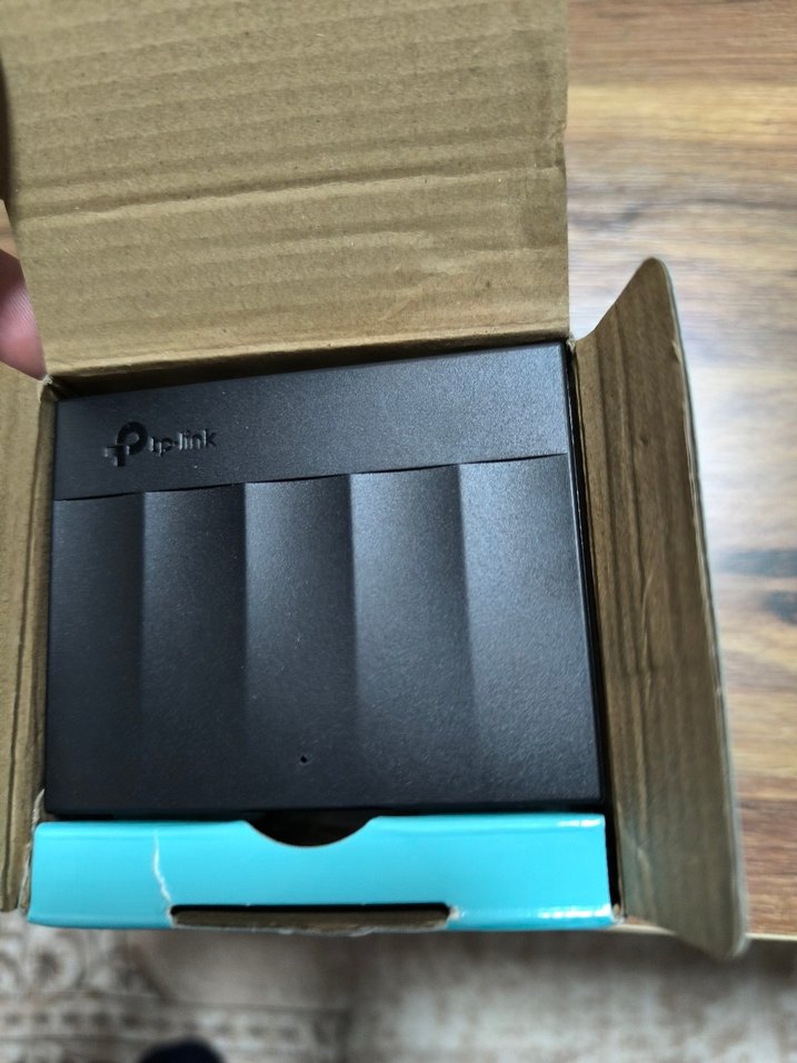 Sarı TP-Link eternet çoklayıcı - Görsel 4