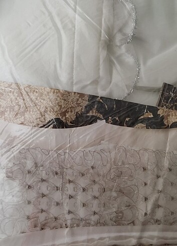 Madame Coco Çeyizlik simli yatak örtüsü 