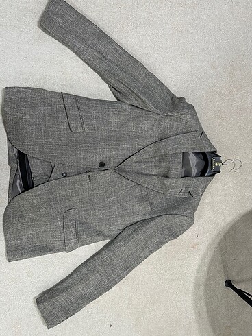 Gri Takım Elbise - Görsel 3