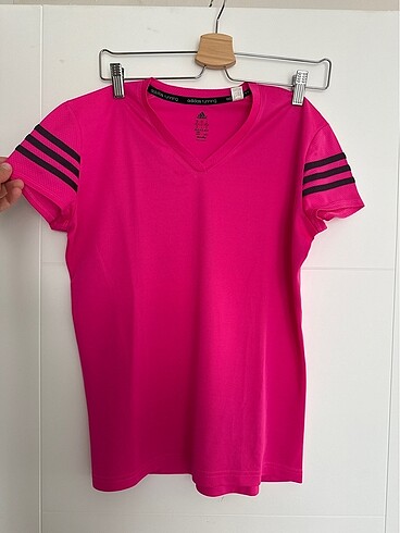 adidas tişört