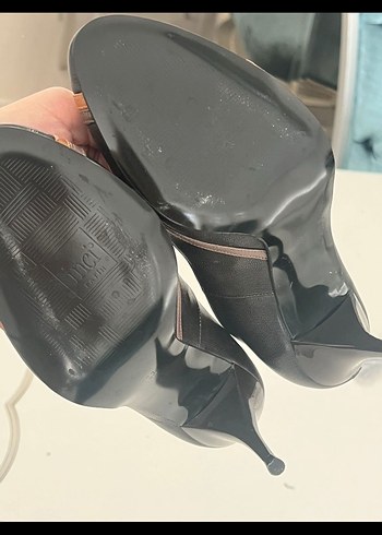39 Beden Kahverengi Tokalı İnci Stiletto Kadın Ayakkabı