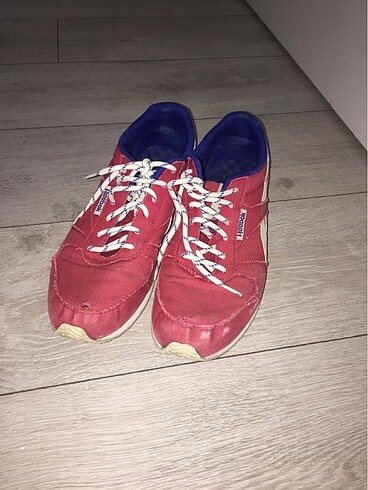 Erkek spor ayakkabısı