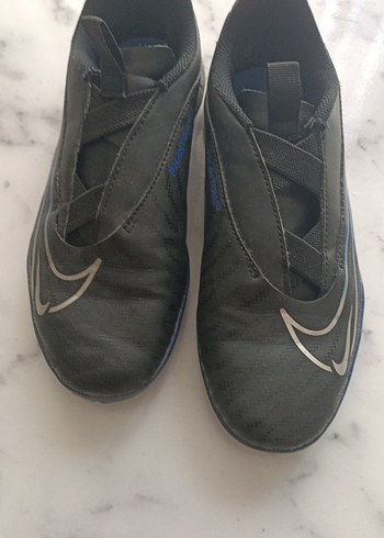 Siyah Erkek çocuk Futbol Ayakkabısı Velcro Bantlı 36 numara