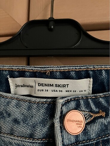 Stradivarius Stradivarius mini kot etek