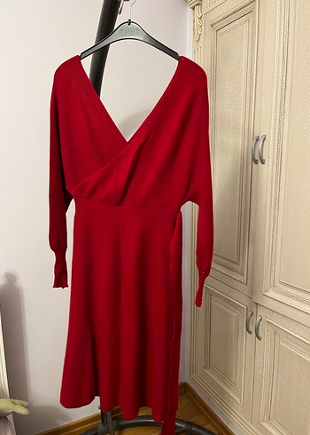 Kırmızı V Yaka Midi Triko Elbise - Görsel 3