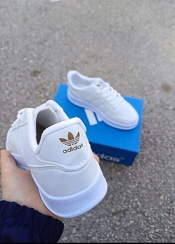 39 Beden beyaz Renk Adidas neo bayan spor ayakkabı 