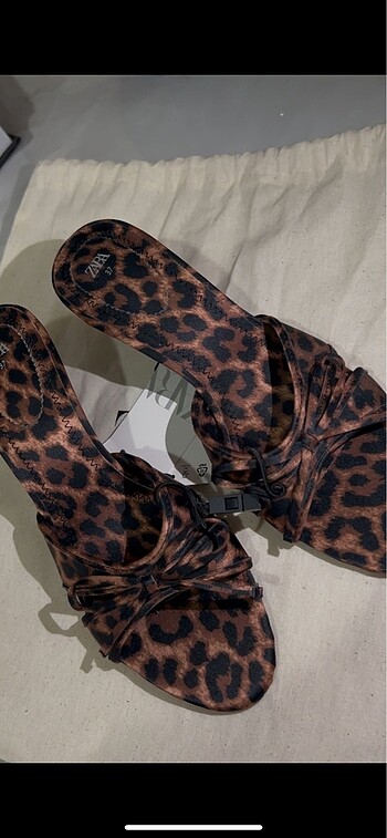 Zara Leopar Terlik