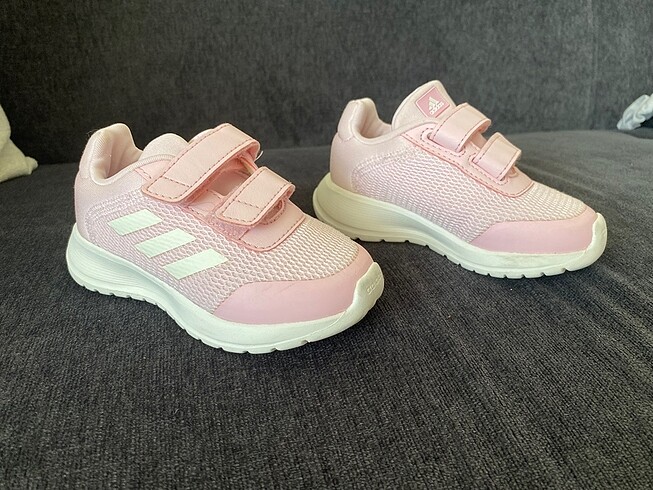 Çocuk spor ayakkabı adidas
