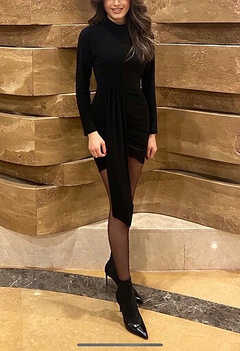 Zara Siyah Mini Elbise