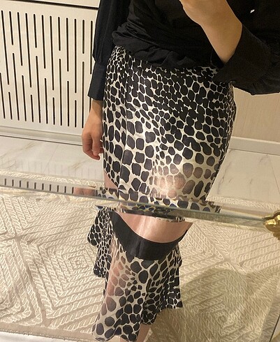 Siyah Midi Leopar Etek