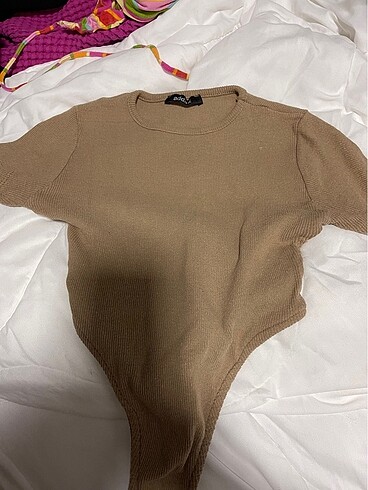 kısa kollu body