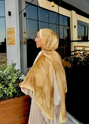 Kadın Camel Renkli İpek Görünümlü Şal