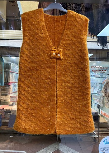 Sarı Çiçekli Beyaz Örgü Dekoratif Örtü - Görsel 13