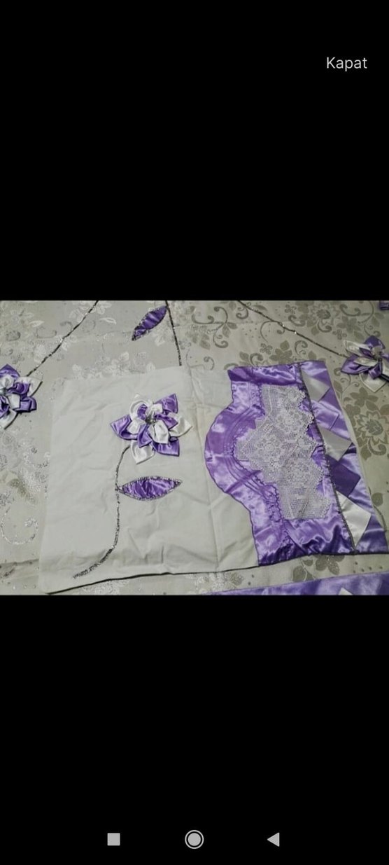 Mor Nakışlı Gri Yatak Örtüsü - Görsel 2