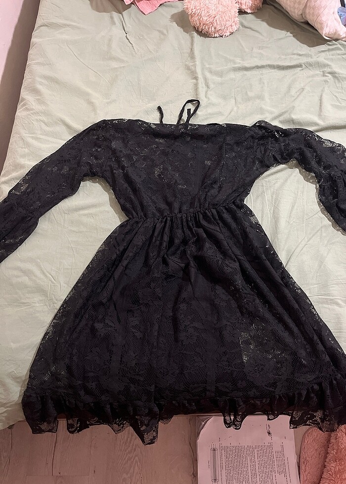 Siyah dantelli elbise - Görsel 3