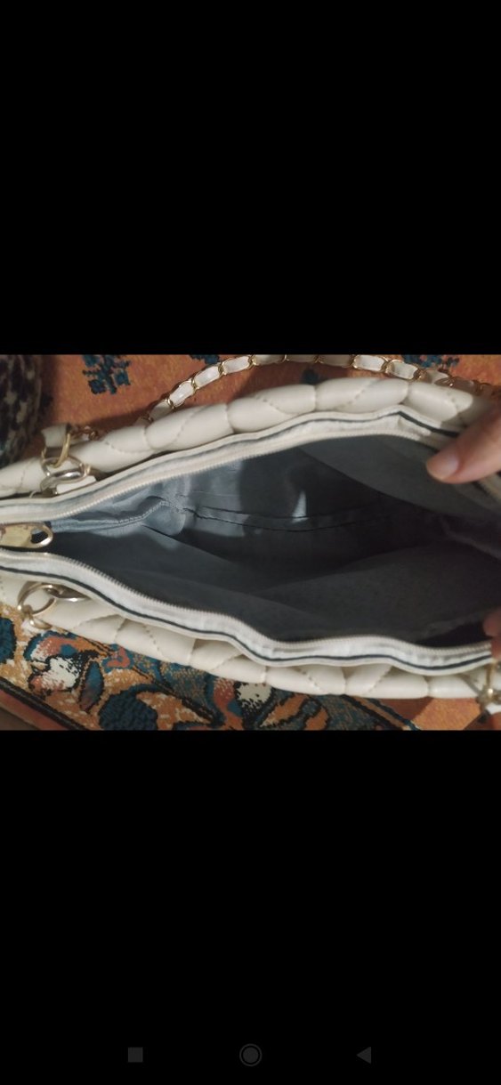 Zincir Detaylı Beyaz Kadın Çanta - Görsel 4