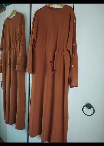 Düğmeli Uzun Kahverengi Kadın Elbise - Görsel 2