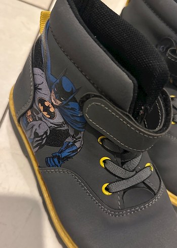 LC Waikiki Erkek cocuk waikiki batman desenli bot